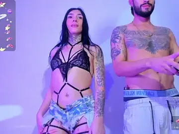 Stripchat Sex Cam of Camila_Coxx