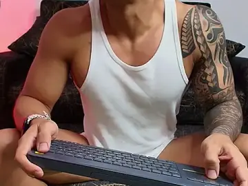 Stripchat Adult Webcam of BrayaanFit