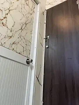 Stripchat Sex Cam of Emily-Nguyen