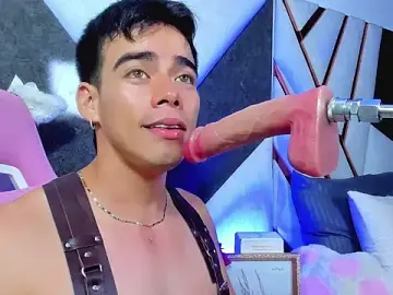 Stripchat Best live sex cam show of Alejandro_karter18