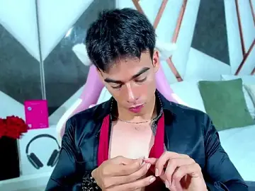 Stripchat Free Live Porn of Alejandro_karter18