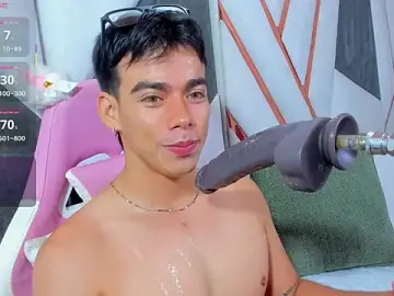 Stripchat Adult Webcams of Alejandro_karter18