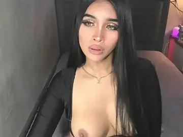 Stripchat Live Sex Cam of PrettyYoungHugeCockTS