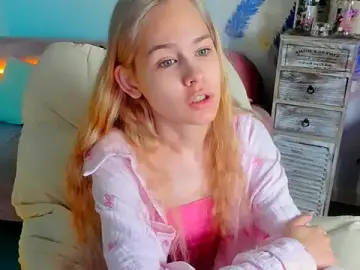 Stripchat Free Live Porn of UliaNeer