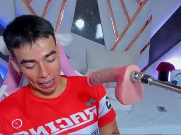 Stripchat Live Sex Cam of its_liam18