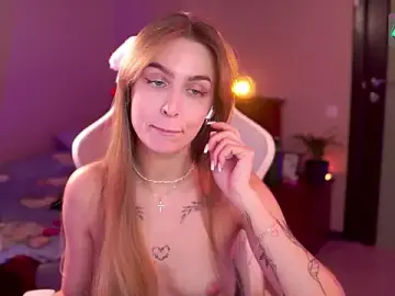 Stripchat Nude Webcam of Kamila_icee