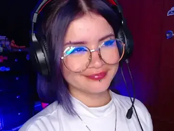 Stripchat Best live sex cam show of Raventh_