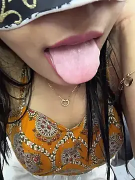 Stripchat Free Porn Cam of escape_with_me