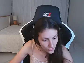 Stripchat Best Webcam of upssnowy