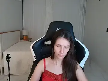 Stripchat Live Sex Cam of upssnowy