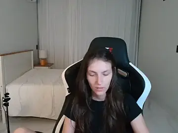 Stripchat Free Porn Cam of upssnowy