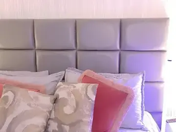 Stripchat Live Sex Cam of SpicySugar_
