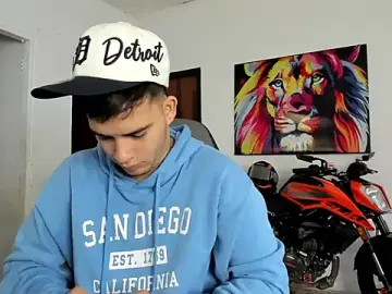 Stripchat Live Sex Cam of jacob_firexx