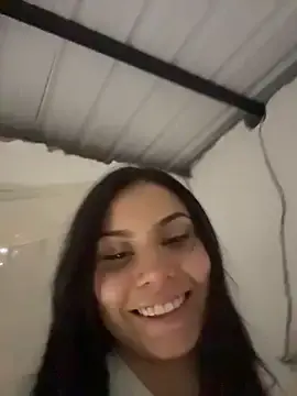 Stripchat Live Sex Cam of ValenSuarez25