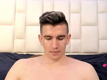 Stripchat Nude Webcam of MikaelSlow