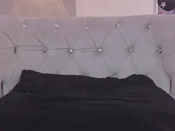 Stripchat Watch Live Sex Cams of MikaelSlow