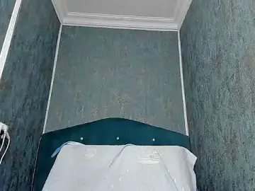 Stripchat Adult Webcam of RedAssHottie