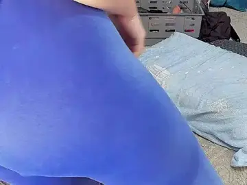 Stripchat Live Sex of RedAssHottie