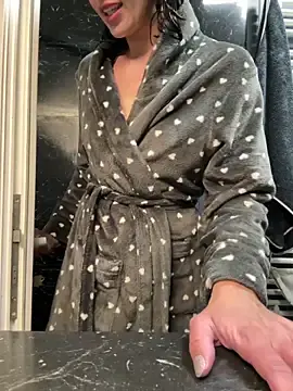 Stripchat Live Sex Cam of RedAssHottie