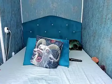 Stripchat Live Sex of RedAssHottie