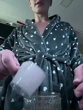 Stripchat Live Sex of RedAssHottie