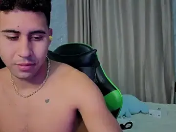 Stripchat Nude Webcam of Daiki_Jack