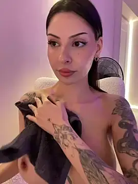 Stripchat Live Porn of Sassy-Susie