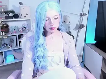 Stripchat Sex Cam of KloeKing__