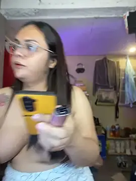 Stripchat Watch Live Sex Cams of KhimMadnessxx