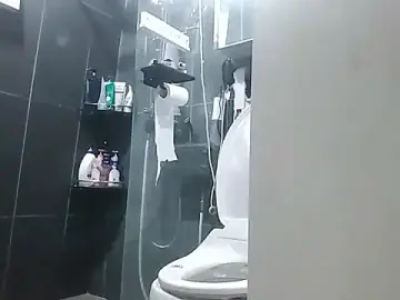 Stripchat Live Sex Cam of koreanboy2341