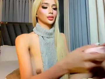 Stripchat Free Live Porn of JorgeousKylie