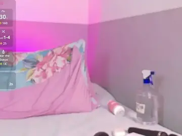 Stripchat Free Porn Cam of daddys_little_princesss