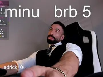 Stripchat Sex Cam of edrick_walton1