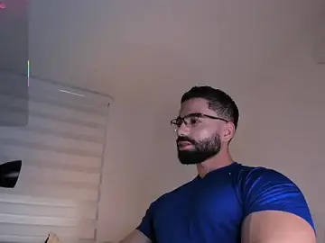 Stripchat Live Sex Cam of edrick_walton1