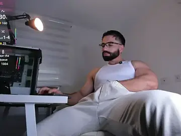 Stripchat Free Porn Cam of edrick_walton1
