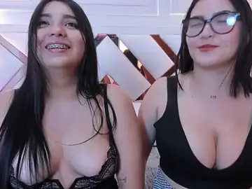 Stripchat Adult Webcams of madeleine2112