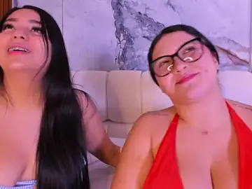 Stripchat Watch Live Sex Cams of madeleine2112