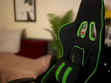 Stripchat Free Porn Cam of Bellis_Perenis