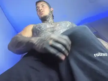 Stripchat Free Porn Cam of JAXXXONHERD