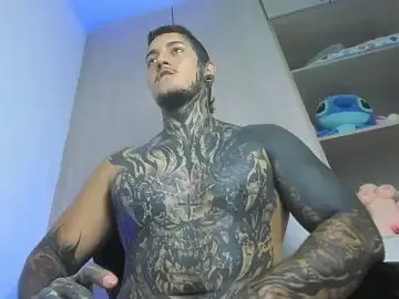 Stripchat Live Sex Cam of JAXXXONHERD