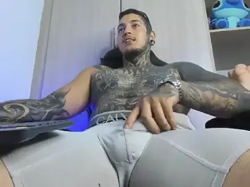 Stripchat Sex Chat of JAXXXONHERD