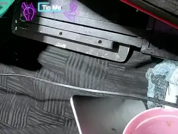 Stripchat Live Sex Cam of Thesuicidekid