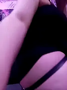 Stripchat Live Porn of madelaine-