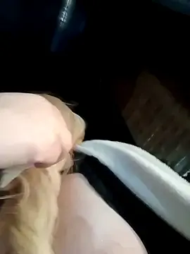 Stripchat Live Sex of madelaine-