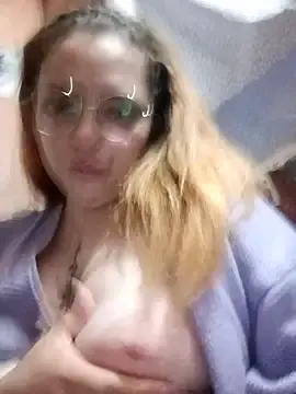 Stripchat Sex Chat of madelaine-