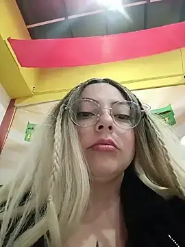 Stripchat Sex Chat of madelaine-