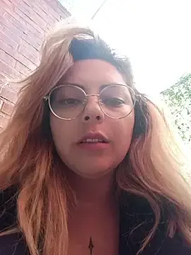 Stripchat Adult Video Chat of madelaine-