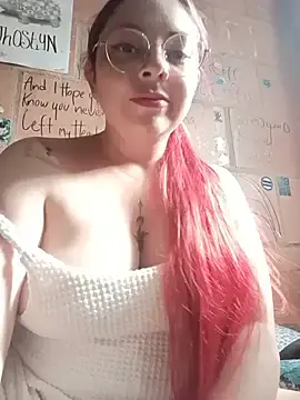Stripchat Watch Live Sex Cams of madelaine-