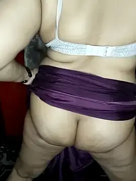 Stripchat Live Sex of Curvy_tiaa_007