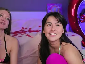 Stripchat Free Porn Cam of Mari___Anna